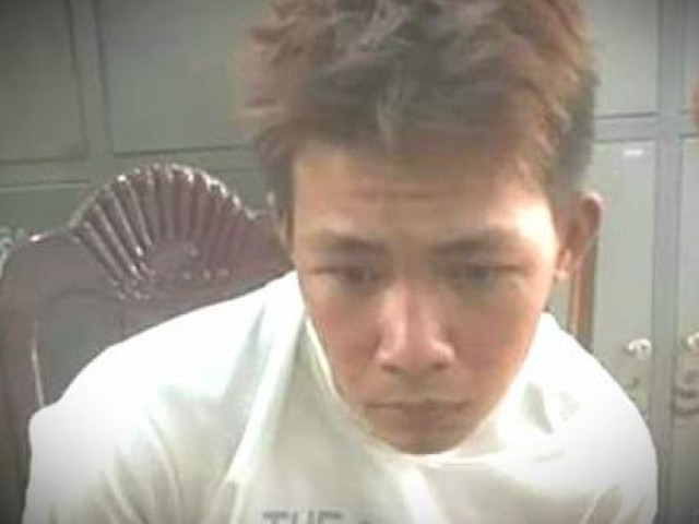 Pháp luật - Giả vờ làm khách VIP rồi ôm vàng vụt chạy