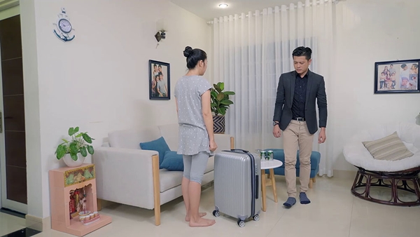 Cái tát của chồng khiến tôi bừng tỉnh, ngay lập tức tôi bế con bước ra khỏi nhà. Ảnh: I.T