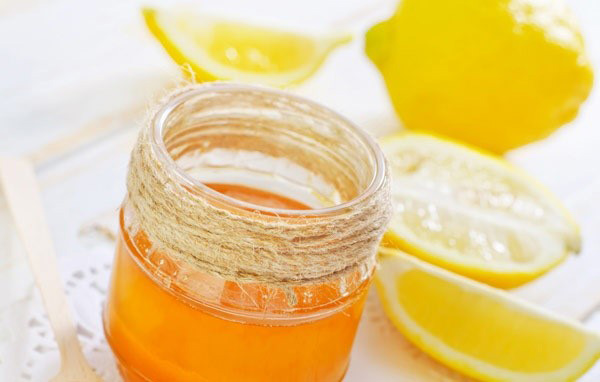 Hãy ăn sáng trước khi dùng chanh mật ong