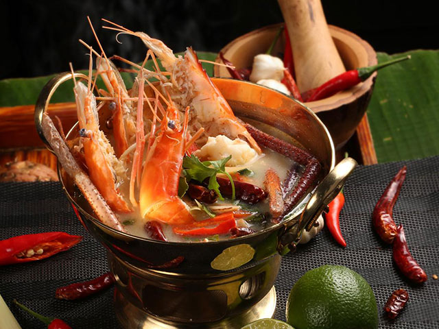 Ẩm thực - Khám phá món Thái của hai anh đầu bếp Thái Lan cực dễ thương ở Sài Gòn