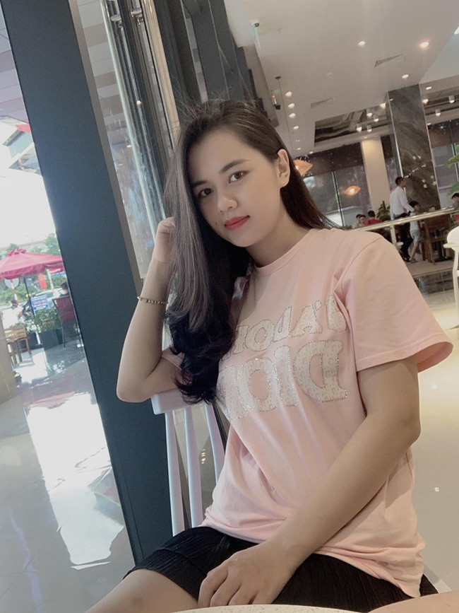 Đôi khi bà mẹ trẻ lại năng động và cá tính bất ngờ.&nbsp;