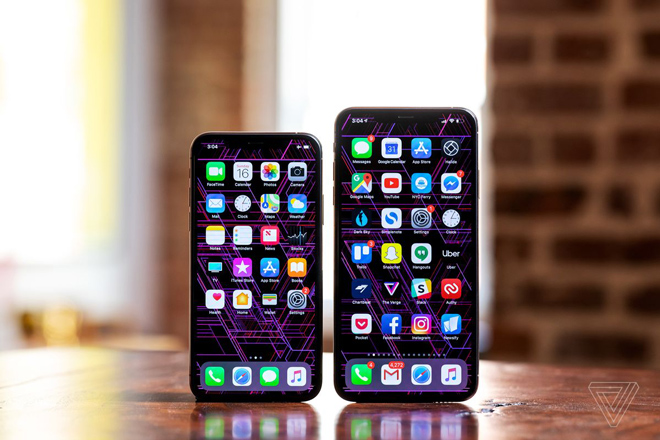 iPhone XS và iPhone XS Max năm ngoái.