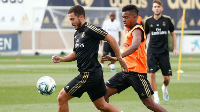Hazard tập luyện tích cực chiều 9/9 cùng Real Madrid
