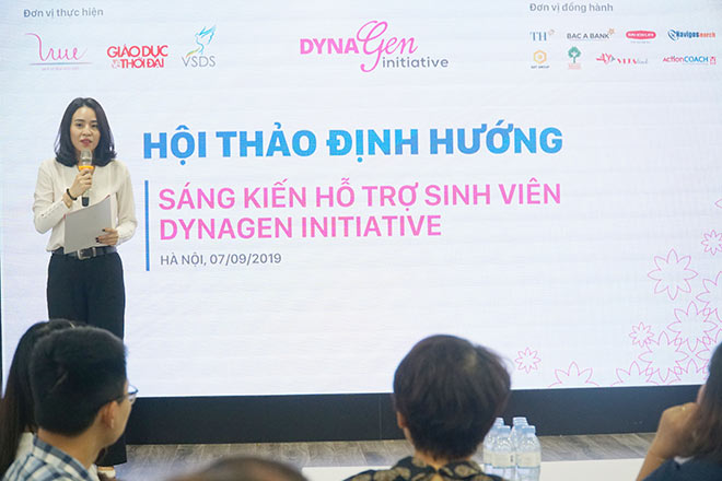 Bà Trần Thị Như Trang – Giám đốc Quỹ Vì Tầm Vóc Việt phát biểu khai mạc Hội thảo