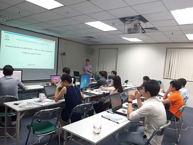 Đào tạo cho nhân viên công ty Kinden