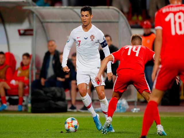 Video highlight trận Lithuania - Bồ Đào Nha: Ronaldo rực sáng 4 bàn vùi dập đối thủ
