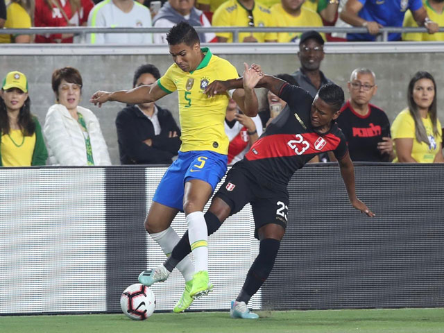 Bóng đá - Trực tiếp bóng đá Brazil - Peru: Không kịp nữa rồi (Hết giờ)
