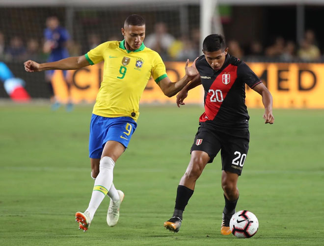 Richarlison đã thi đấu rất nỗ lực trong hiệp một
