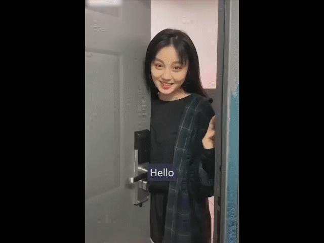 Video Clip Cười - Chuyện gì xảy ra khi có gái xinh xuất hiện ở ký túc xá nam?