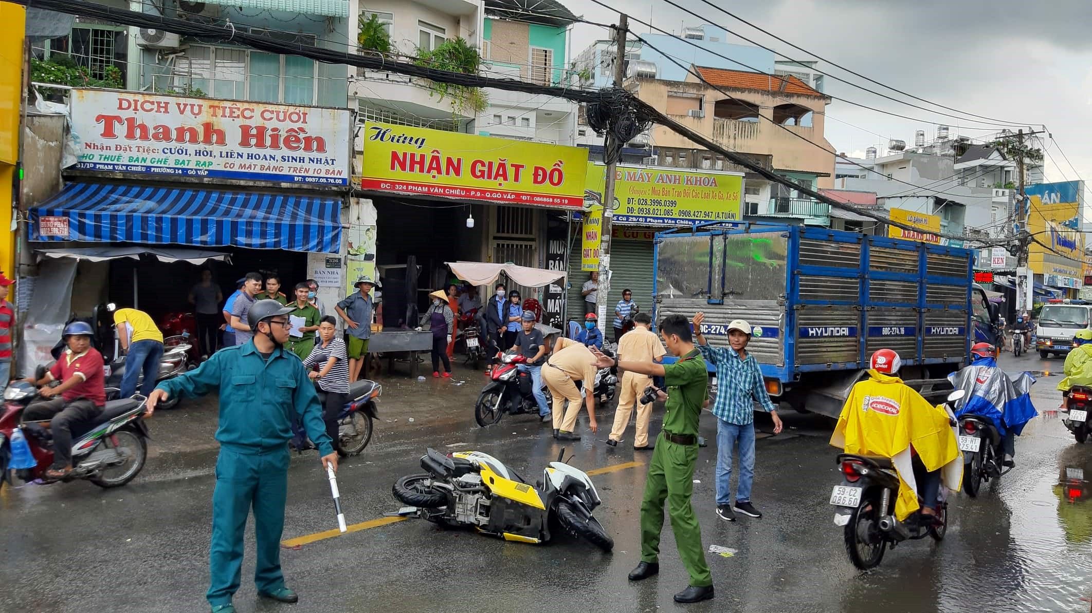  Hiện trường vụ tai nạn giao thông khiến 2 người thương vong