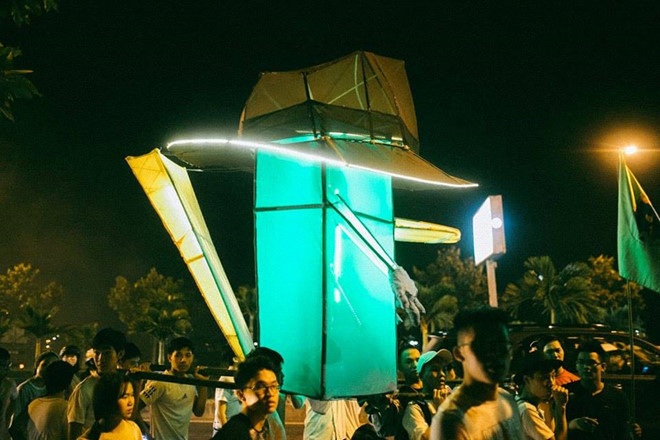 Mỗi dịp Trung thu là đèn lồng lại có muôn hình vạn trạng.