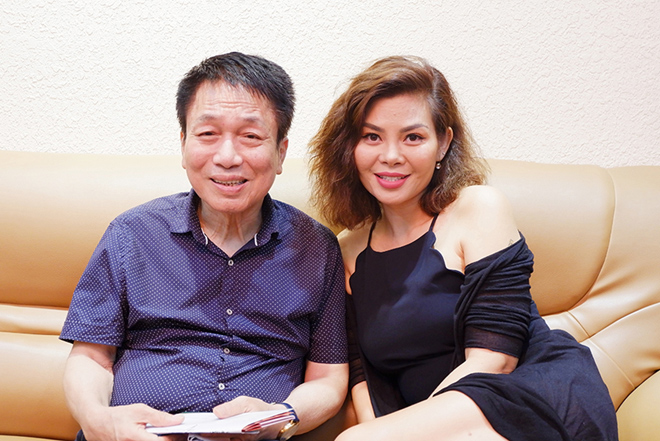 Ngọc Anh tới thăm nhạc sĩ Phú Quang trong tháng 8 vừa qua