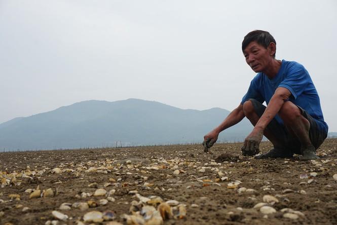 Người dân trắng tay sau trận lũ.