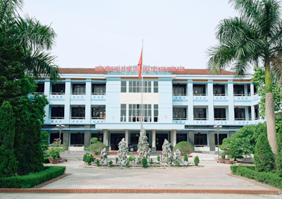 UBND huyện Cẩm Khê đã thành lập đoàn kiểm tra bếp ăn tập thể của Trường Mầm non Thúy Liễu.