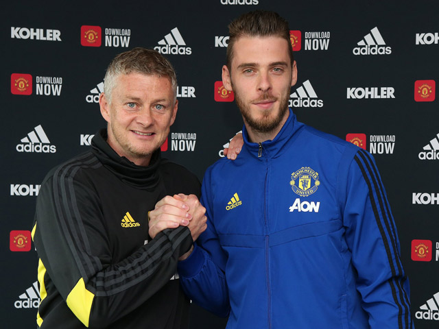 Bóng đá - De Gea chính thức gia hạn với MU: Hợp đồng 4 năm, bí ẩn mức lương mới