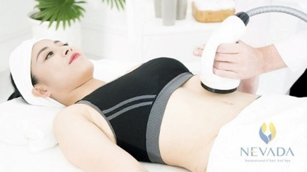 MC Hoàng Linh sử dụng Max Burn Lipo