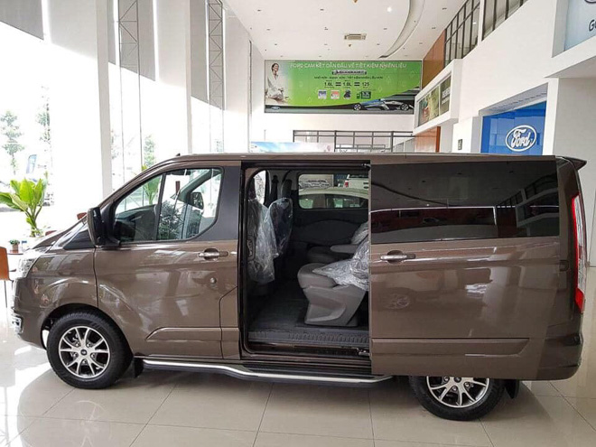 MPV gia đình Ford Tourneo chính thức ra mắt thị trường Việt, giá dưới 1 tỷ đồng - 5
