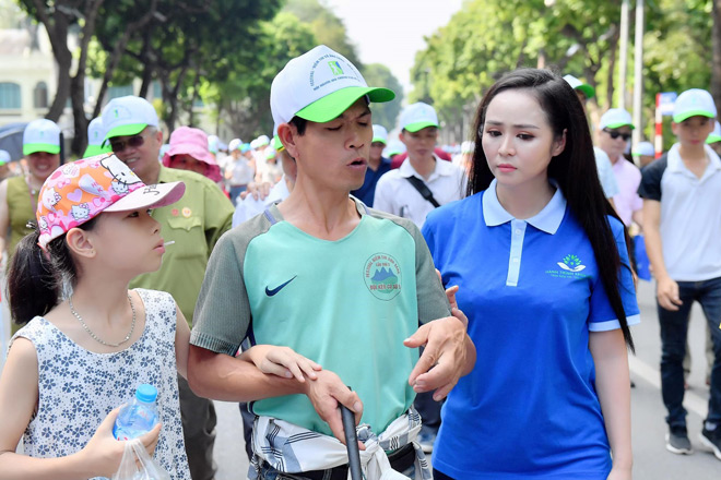 Nữ hoàng Hoa hồng Bùi Thanh Hương đảm nhận vai trò Đại sứ thiện chí Niềm tin và Ánh sáng - 4