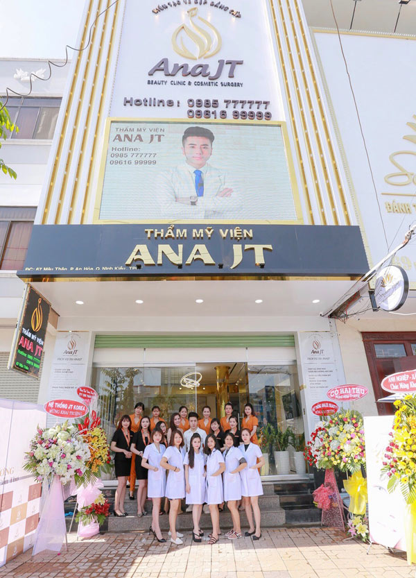 Chàng “phù thủy sắc đẹp” và hành trình xây dựng thương hiệu thẩm mỹ JT - 4