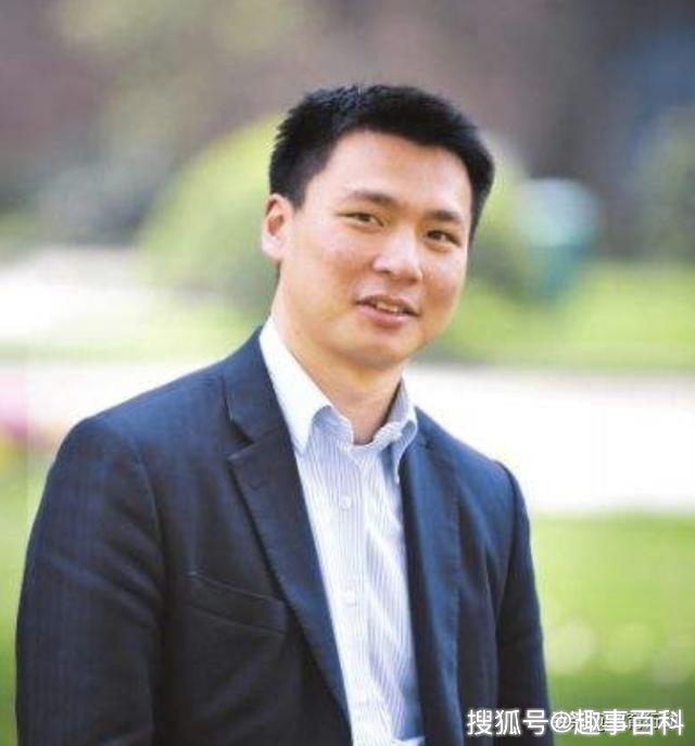 Từ cậu bé rửa chén trong nhà hàng đến Đại học Oxford, rồi trở thành quý tộc - 1