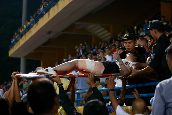 Việt Nam đấu Malaysia săn vé World Cup: Chặn hiểm họa pháo sáng ra sao? - 2