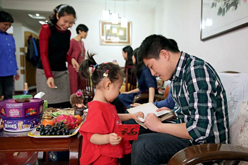 Những tư tưởng về việc lập gia đình và sinh con của người trẻ Trung Quốc đang dần thay đổi, trong khi những giá trị truyền thống như duy trì dòng dõi gia đình thông qua việc sinh nở đang ngày càng thất thế (Ảnh: GETTY)