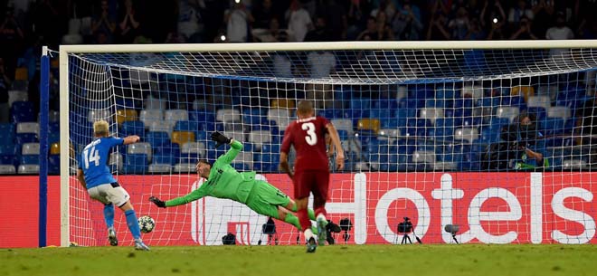 Rực lửa Cúp C1: Barca "chết hụt", Liverpool - Chelsea nhận cú sốc nặng - 6