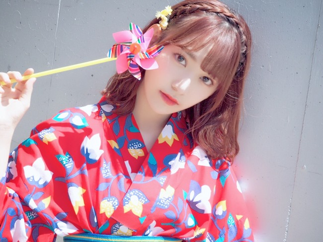 Từ khi thay đổi phong cách make up, nhan sắc của Miyawaki Sakura đã được nâng cấp lên nhiều phần&nbsp;&nbsp;