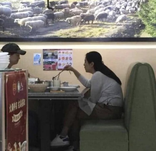 Nhan sắc của Vương Tổ Hiền lên, xuống thất thường. Có thời gian cô còn bị chê bai vì thân hình phát tướng.&nbsp;
