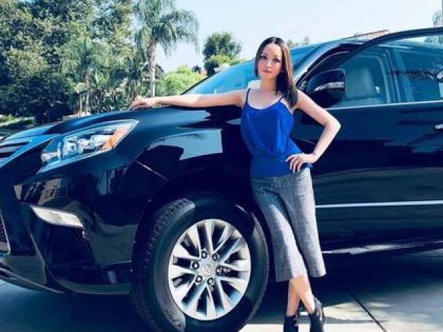 Đời sống Showbiz - Sau cuộc tình với Thuyết buôn vua tan vỡ, Linh Nga ra sao trên đất Mỹ?