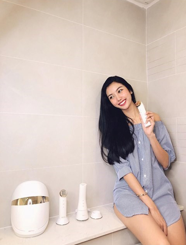 Cận cảnh 4 thiết bị của bộ sản phẩm LG Pra.L được không chỉ Thúy Vân mà cả Á hậu Thu Hương tin tưởng lựa chọn làm bạn đồng hành chăm sóc làn da.