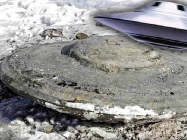 Phi thường - kỳ quặc - Tìm thấy “đĩa bay” chôn sâu dưới lòng đất ở mỏ than Nga