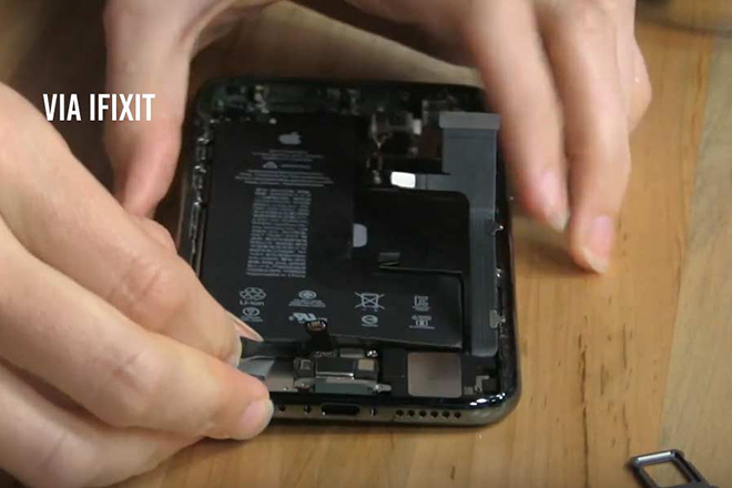 iFixit mổ bụng iPhone 11 Pro Max phát hiện khả năng sạc không dây ngược bị ẩn? - 2