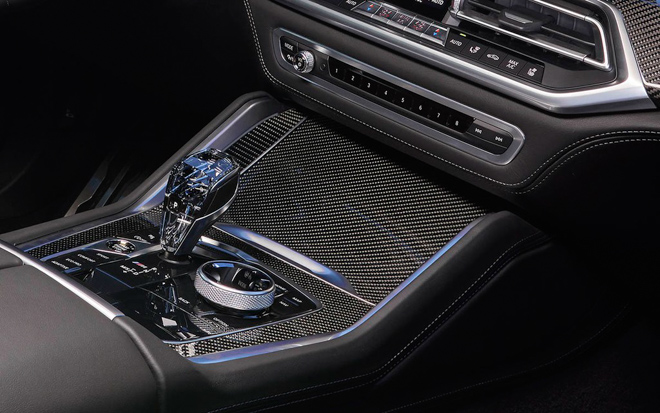 Cận cảnh BMW X6 M50i thế hệ mới vừa được ra mắt tại châu Âu - 14