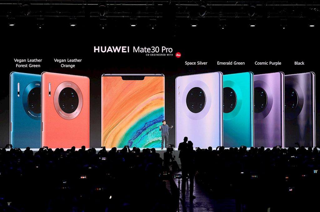 Chủ tịch Microsoft đang tìm cách giúp Huawei thoát khỏi lệnh cấm - 2