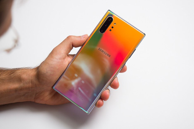 Doanh số smartphone Galaxy Note10 vượt quá mong đợi - 1