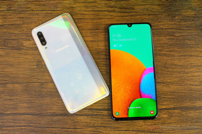 Đánh giá Galaxy A90 5G: Thiết bị cận cao cấp có 5G, giá cao - 2