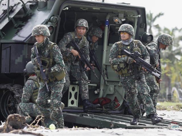 Thế giới - Phillippines tập trận “lịch sử” ở Biển Đông: Đổ bộ chiếm đảo bằng vũ khí mới