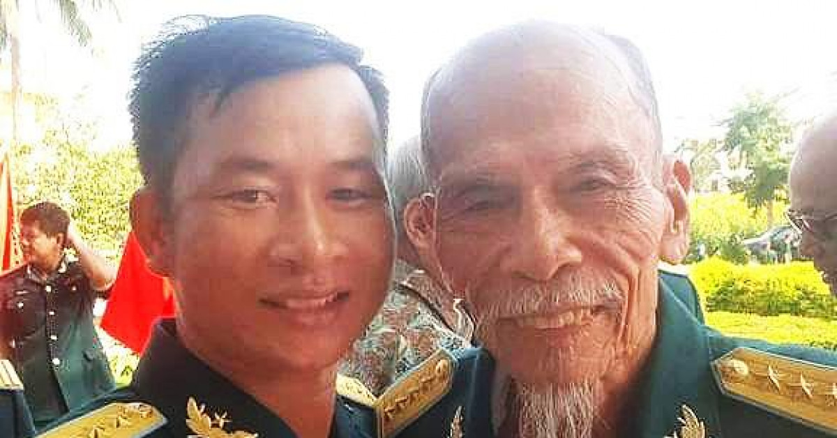 Tin tức trong ngày - Bắn rụng máy bay F4 Mỹ mà bác Bảy chỉ cười lén