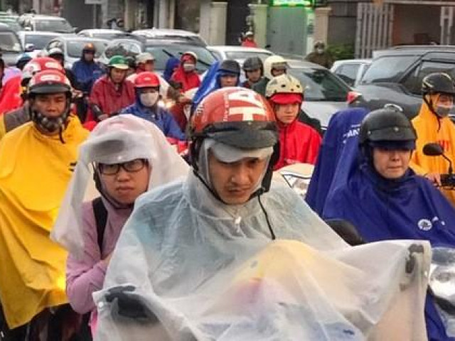 Tin tức trong ngày - Chuyện thật ở nơi xe cộ chỉ có thể nhúc nhích tại TP HCM