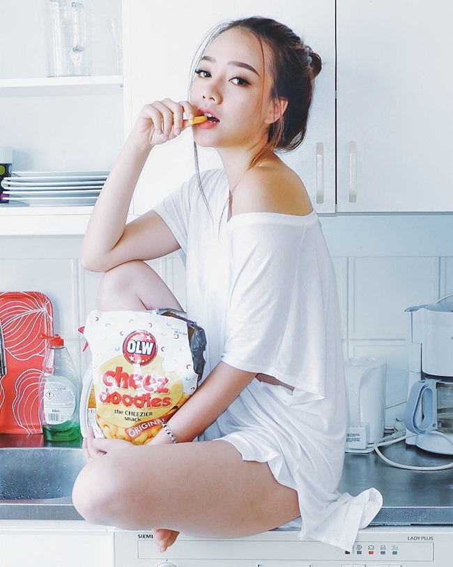 Người đẹp sở hữu phong cách thời trang gợi cảm, quyến rũ.&nbsp;