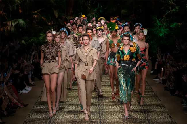 Dolce&Gabbana biến sàn diễn thành rừng rậm bí ẩn - 1