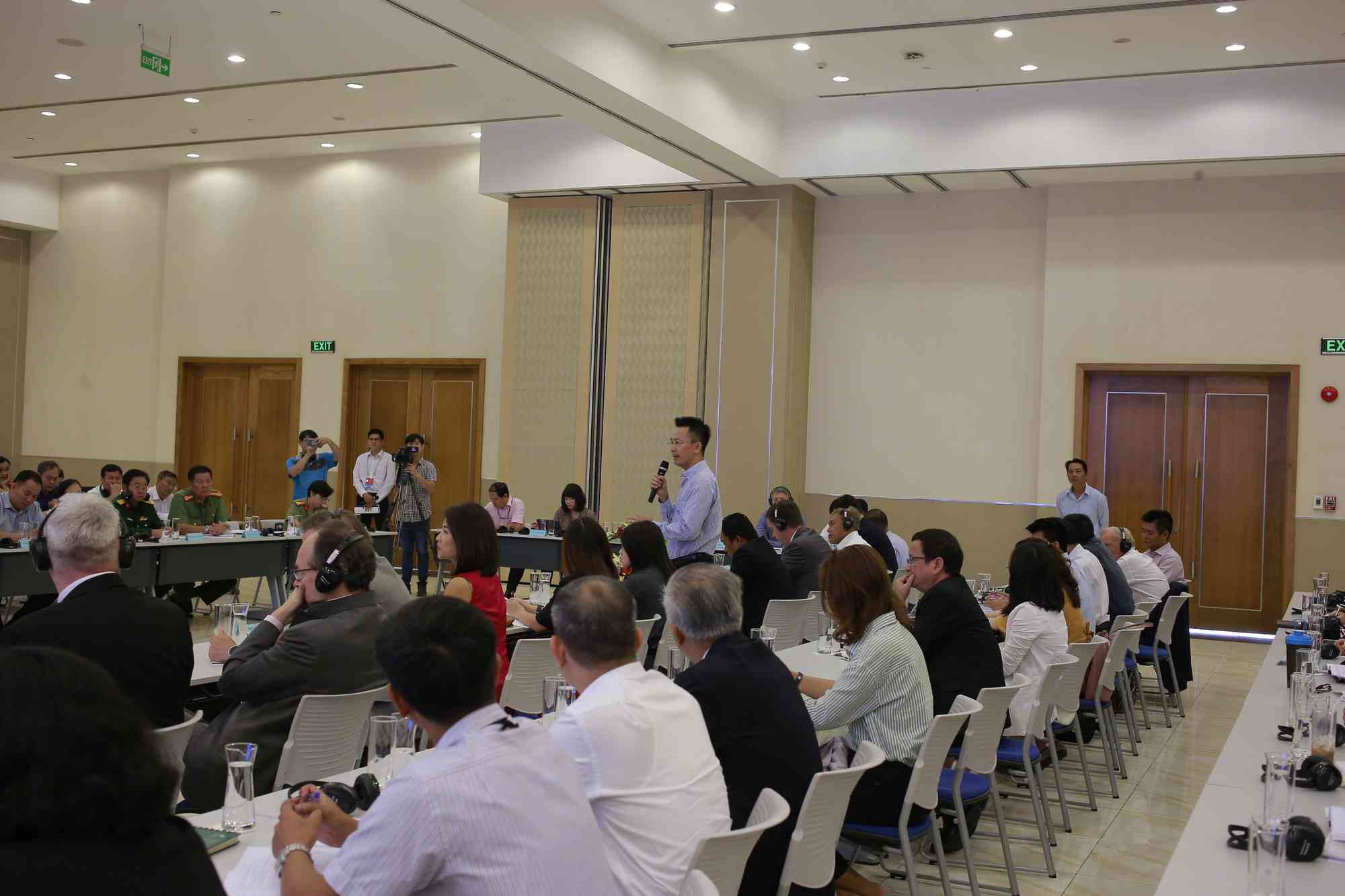 Đại diện doanh nghiệp nêu vấn đề khó khăn trong việc đi lại giữa TP HCM và Bình Dương