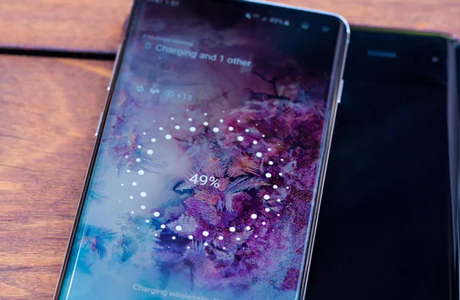 Galaxy Fold: Đáng yêu hay đáng ghét? - 7