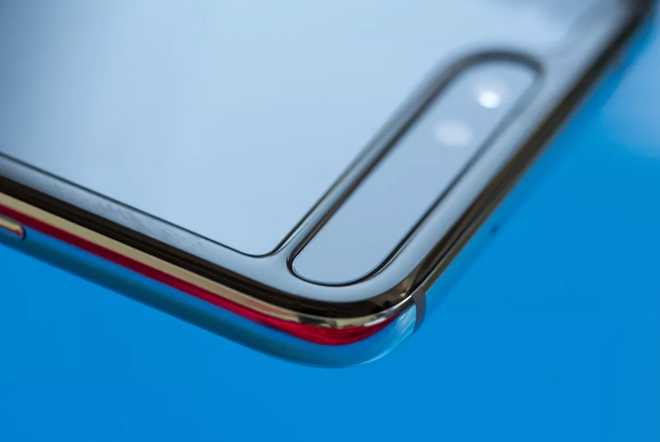 Galaxy Fold: Đáng yêu hay đáng ghét? - 6