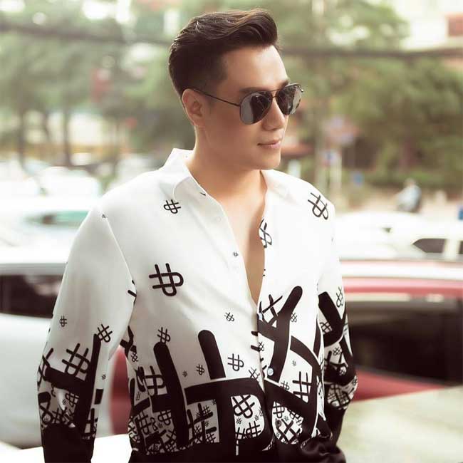 Nếu việc một sao nữ công khai dao kéo có phần quen thuộc, thì một diễn viên vốn khá điển trai như Việt Anh đi sửa mặt khiến nhiều người khó tránh khỏi ngạc nhiên.