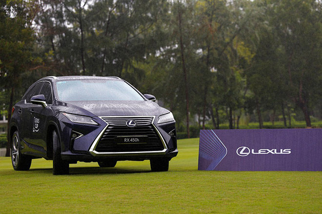 Trải nghiệm công nghệ Hybrid tại giải Golf Lexus Cup 2019 - 4