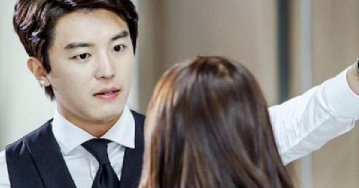 Bạn trẻ - Cuộc sống - Sững sờ khi nhìn thấy cô dâu trong đám cưới em trai, ám ảnh lỗi lầm tuổi trẻ