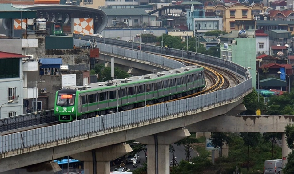 Tàu đường sắt Cát Linh - Hà Đông vận hành thử trên tuyến chính - Ảnh: Thụy Du