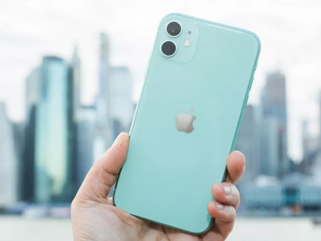 Thời trang Hi-tech - 12 năm như một, iPhone vẫn có sức hút với hàng triệu tín đồ